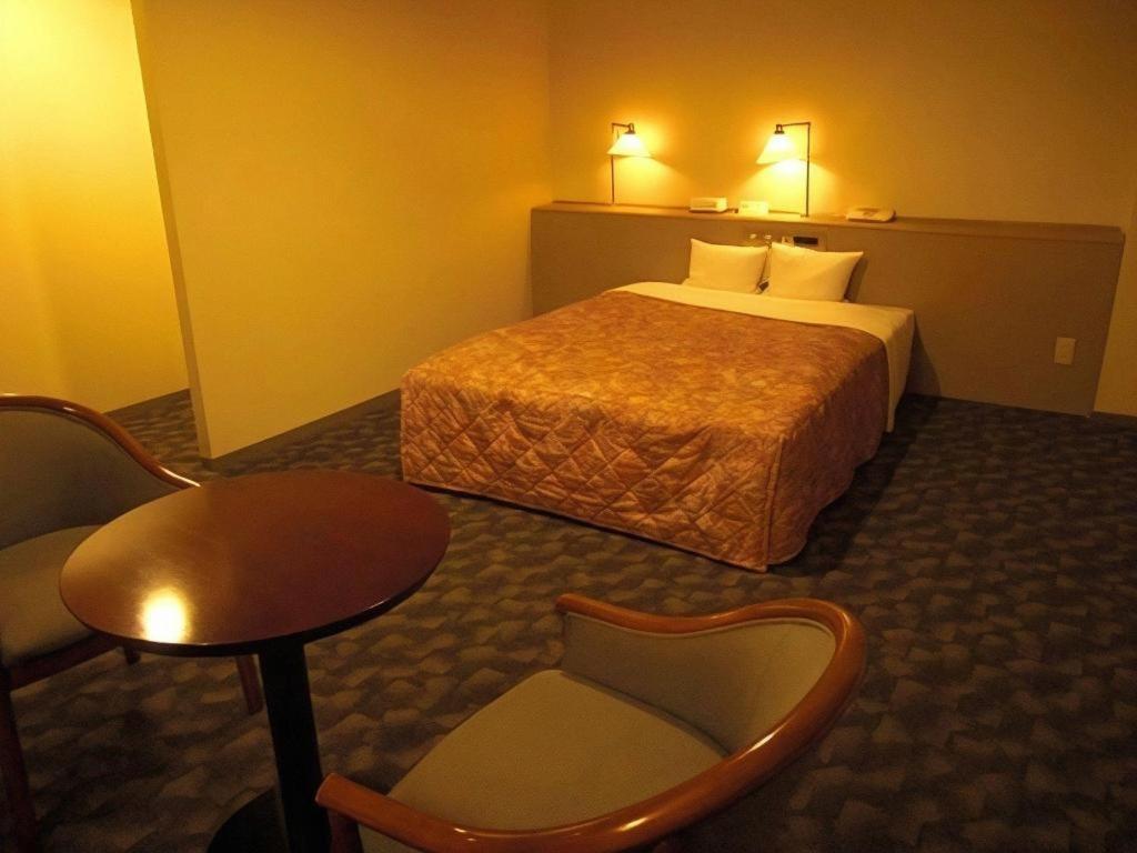 Main Hotel Miyakonojō Esterno foto